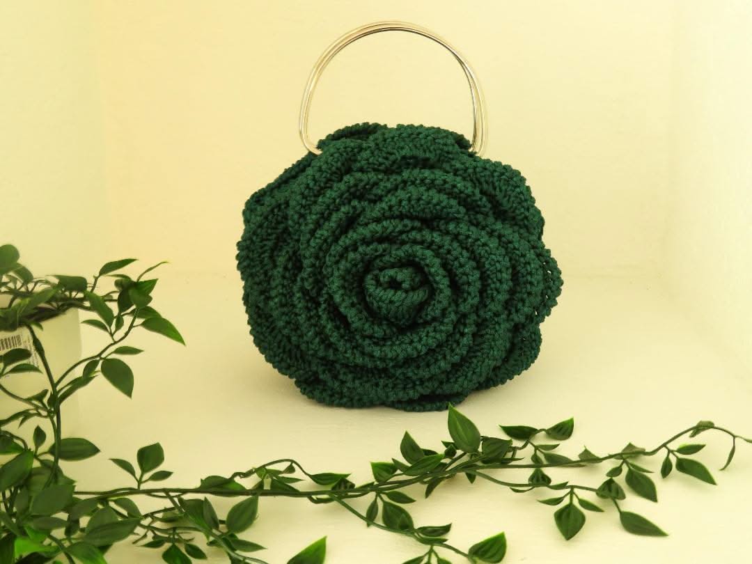 "Mega Rose" by Lady Katrina Crochet 3.5" (8.5 cms) Diameter Green Handbag Made in Haiti #KATRINA8