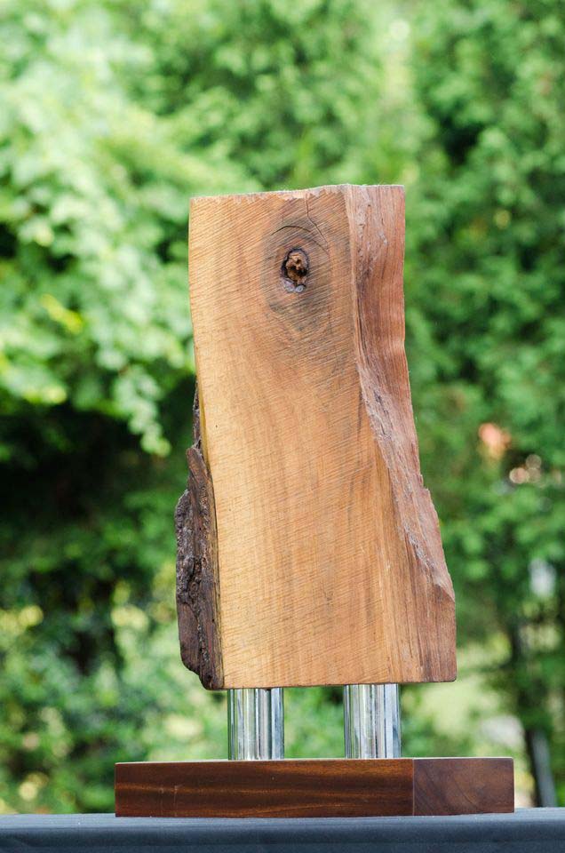 Randoplh San Millan "Sentient" 27" alto x 16" ancho x 7" profundidad Madera sobre granito #CRSM3